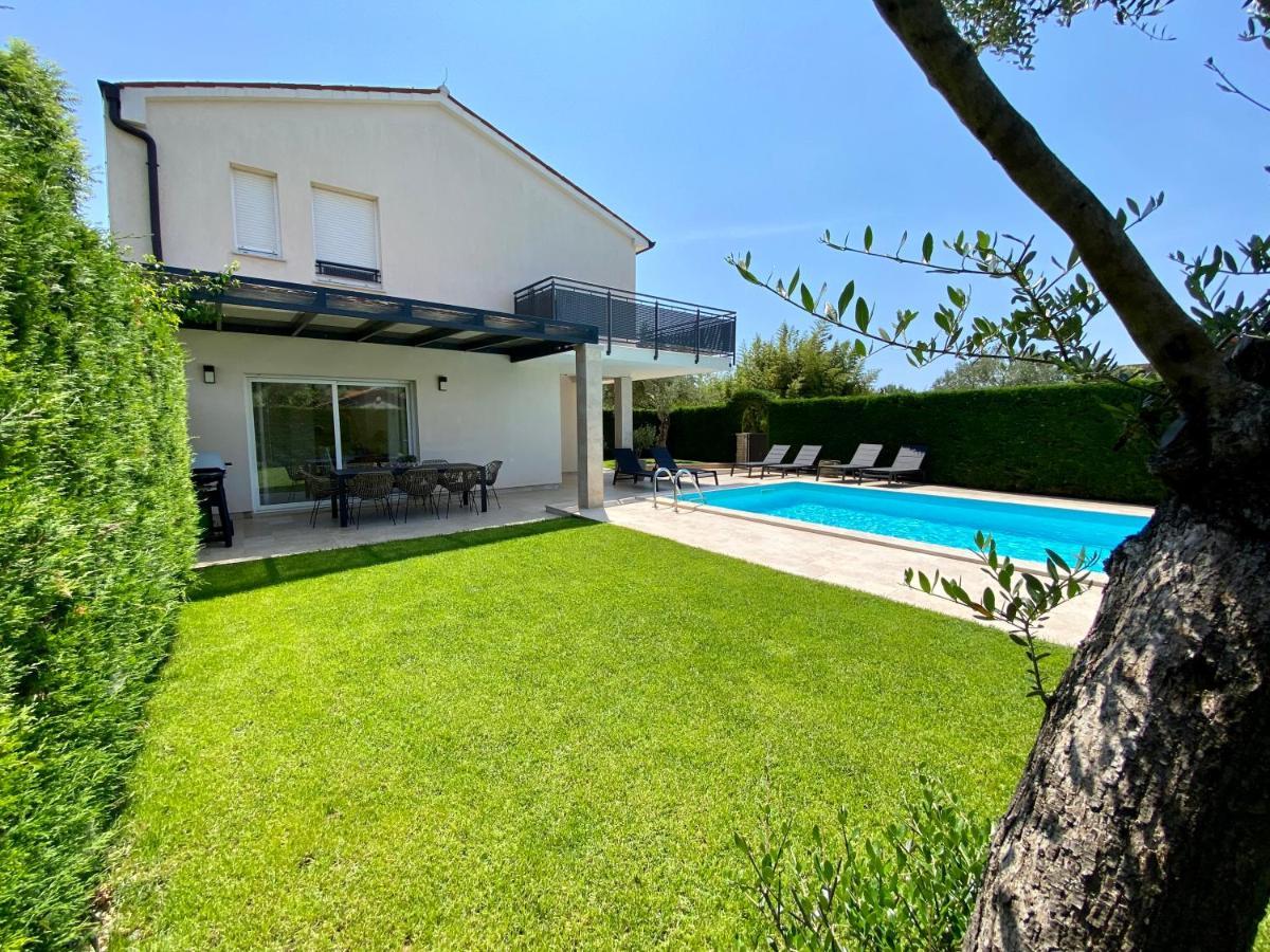 Villa Divina With Private Heated Pool Pula Luaran gambar