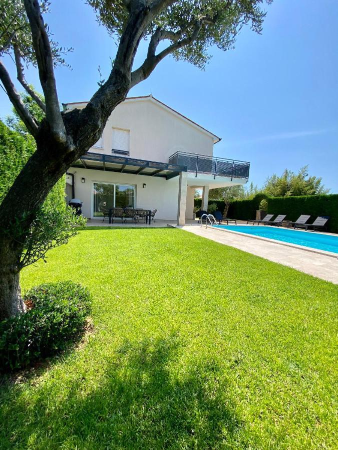 Villa Divina With Private Heated Pool Pula Luaran gambar