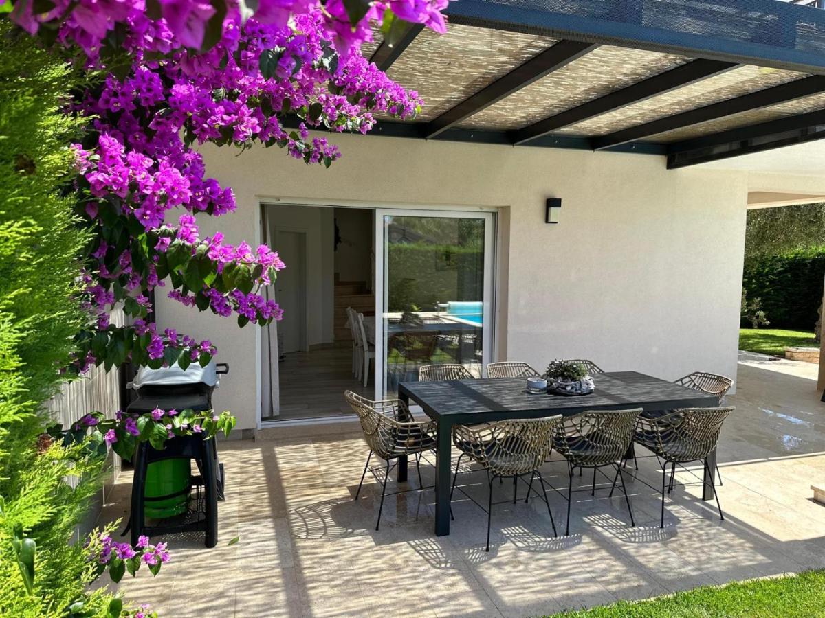 Villa Divina With Private Heated Pool Pula Luaran gambar